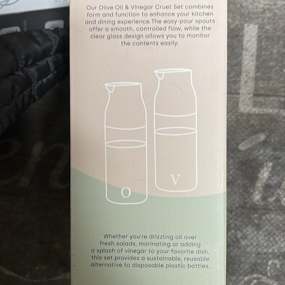 NWT Olive Oil & Vinegar Cruet Set - Picture 7 of 7